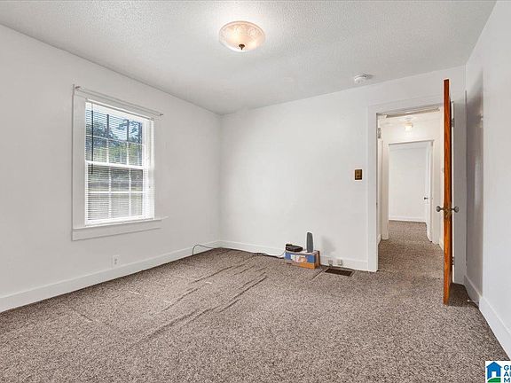 15th image of 401 10th Ave