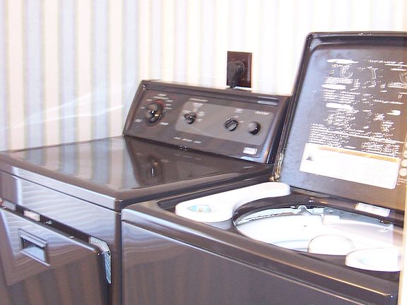 Washer and dryer 