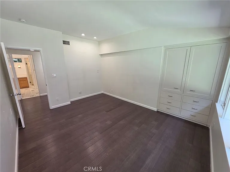 310 S Thurston Ave — Photo 36