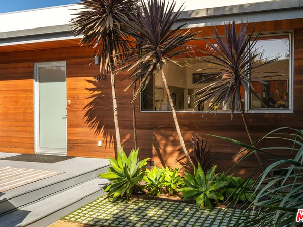 1076 Palms Blvd, Venice, CA 90291