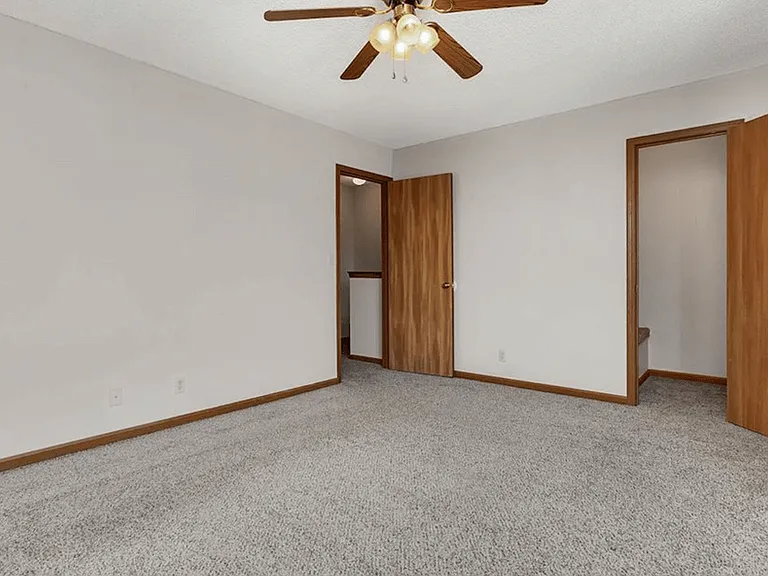 Welcome to Springcreek Apartments & Townhomes