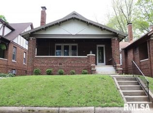 704 W Vine St, Springfield, IL 62704