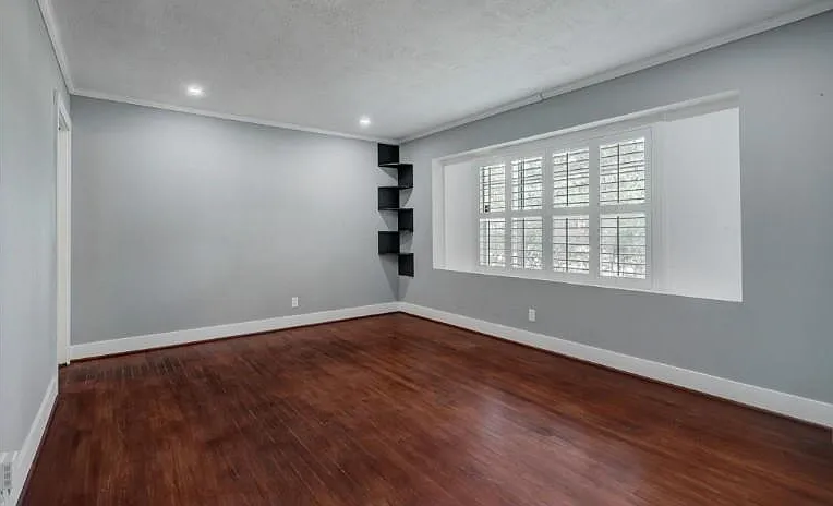 7151 Edgemoor Dr — Photo 6