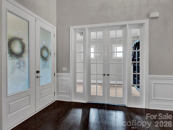 4th image of 15956 Reynolds Dr