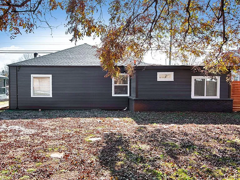 2604 Holmes Ave NW — Photo 21