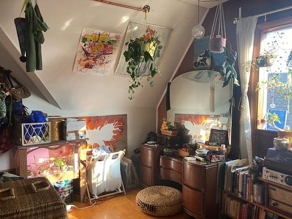 4th image of 2952 N Newhall St #2952A