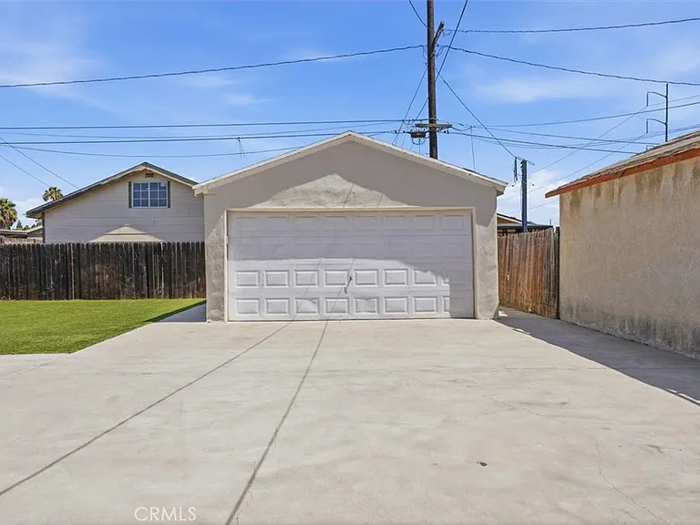 5117 W 133rd St — Photo 32