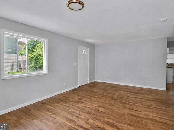 3rd image of 477 Fairlane Cir NW