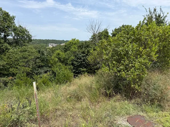 121 Gemstone Drive, Branson West, MO 65737