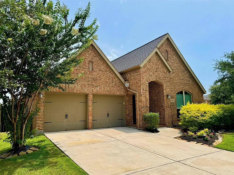 29147 Crystal Rose Ln — Photo 2
