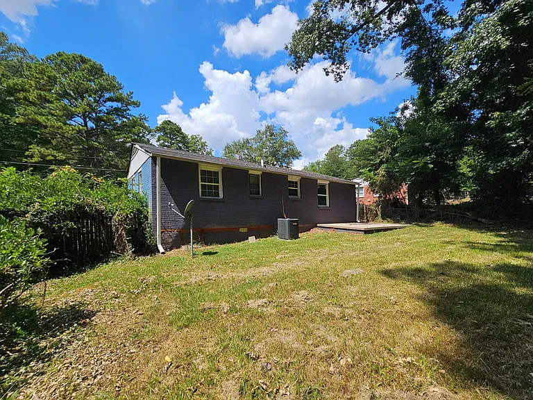 382 Cologne Dr SE — Photo 26