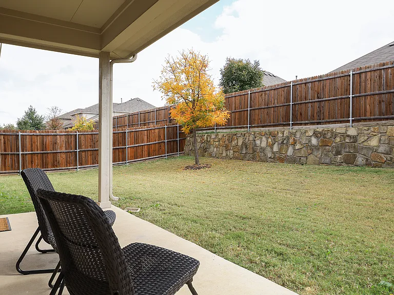 609 Sundrop Dr — Photo 15