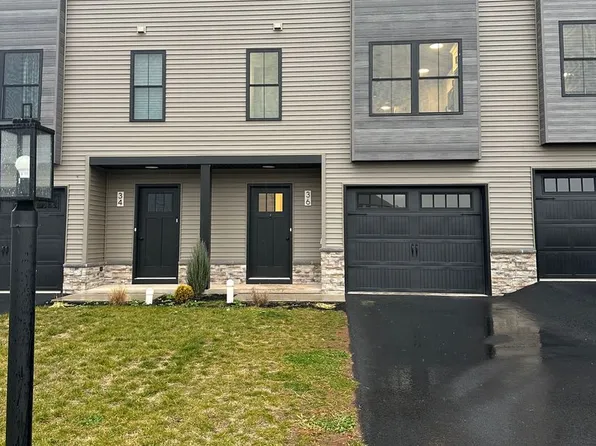 36 Old Stone Way, York, PA 17406