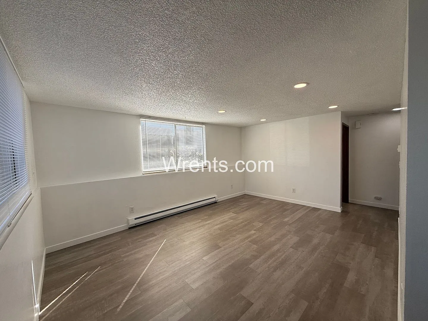 318 E Baldwin Ave — Photo 4