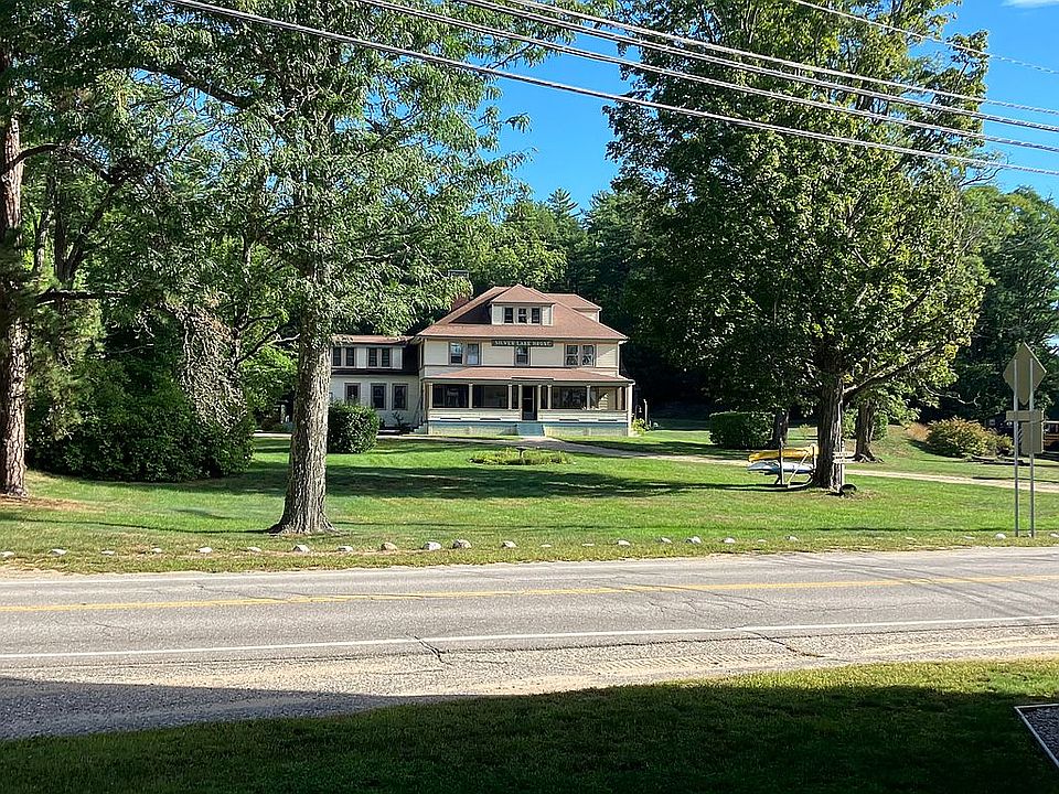 2nd image of 1363 Village Rd
