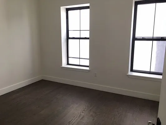 Rented by Arvik Group Real Estate | media 84