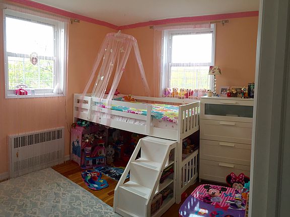 3rd image of 2711 Avenue X APT 3J