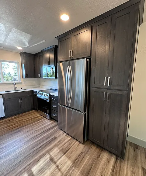 210 Academy Pl #2 — Photo 8