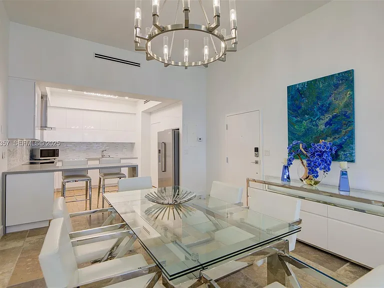 3725 Ocean Dr #Penthouse 02 — Photo 11
