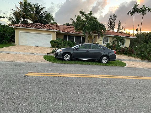 2nd image of 14700 NE 4th Ave