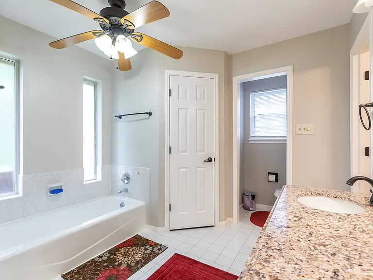 857 Chaucer Dr — Photo 16