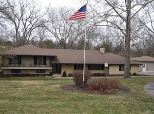 6633 Mad River Rd, Dayton, OH 45459