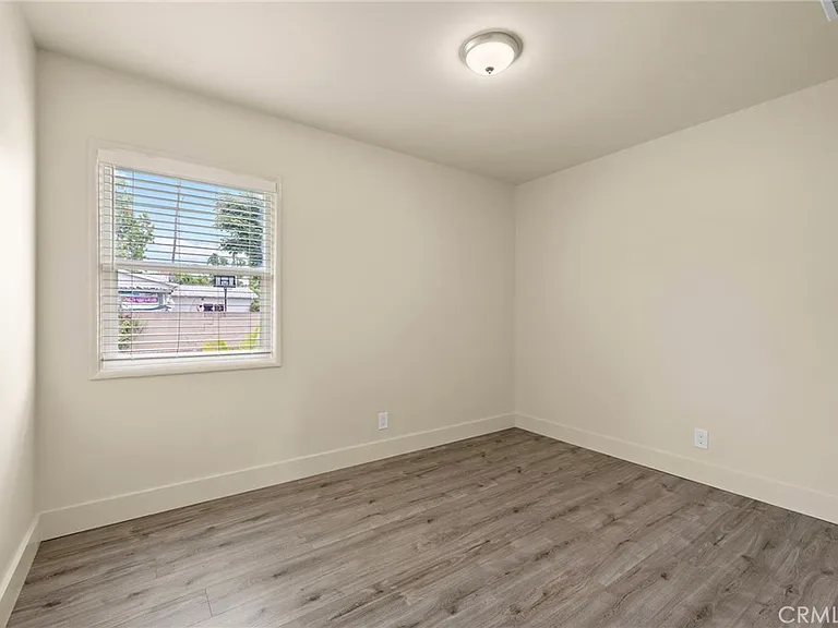 443 S Devon Rd — Photo 9