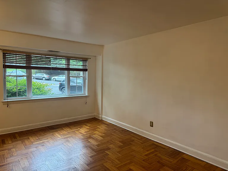 1301 N Ode St #115 — Photo 9