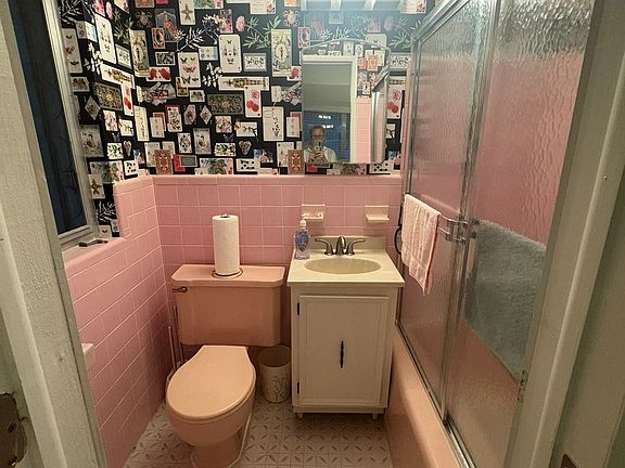 5th image of 901 N Birch Rd APT D10