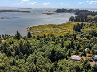 3009 Lamontay Pl, Ilwaco, WA 98624