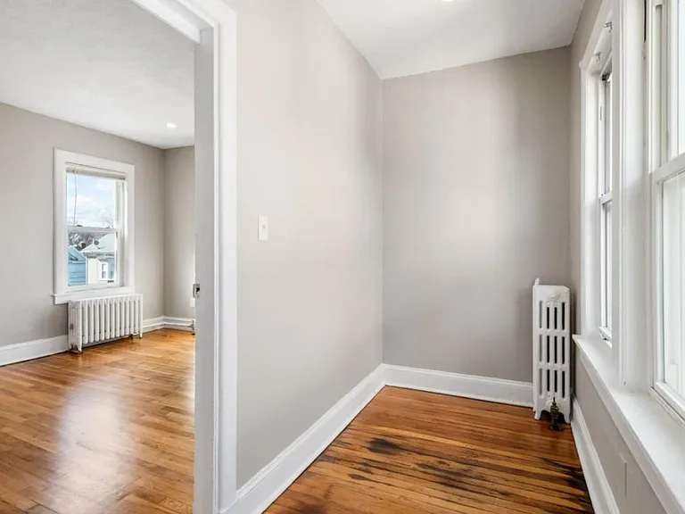 501 Warren St #6 — Photo 17