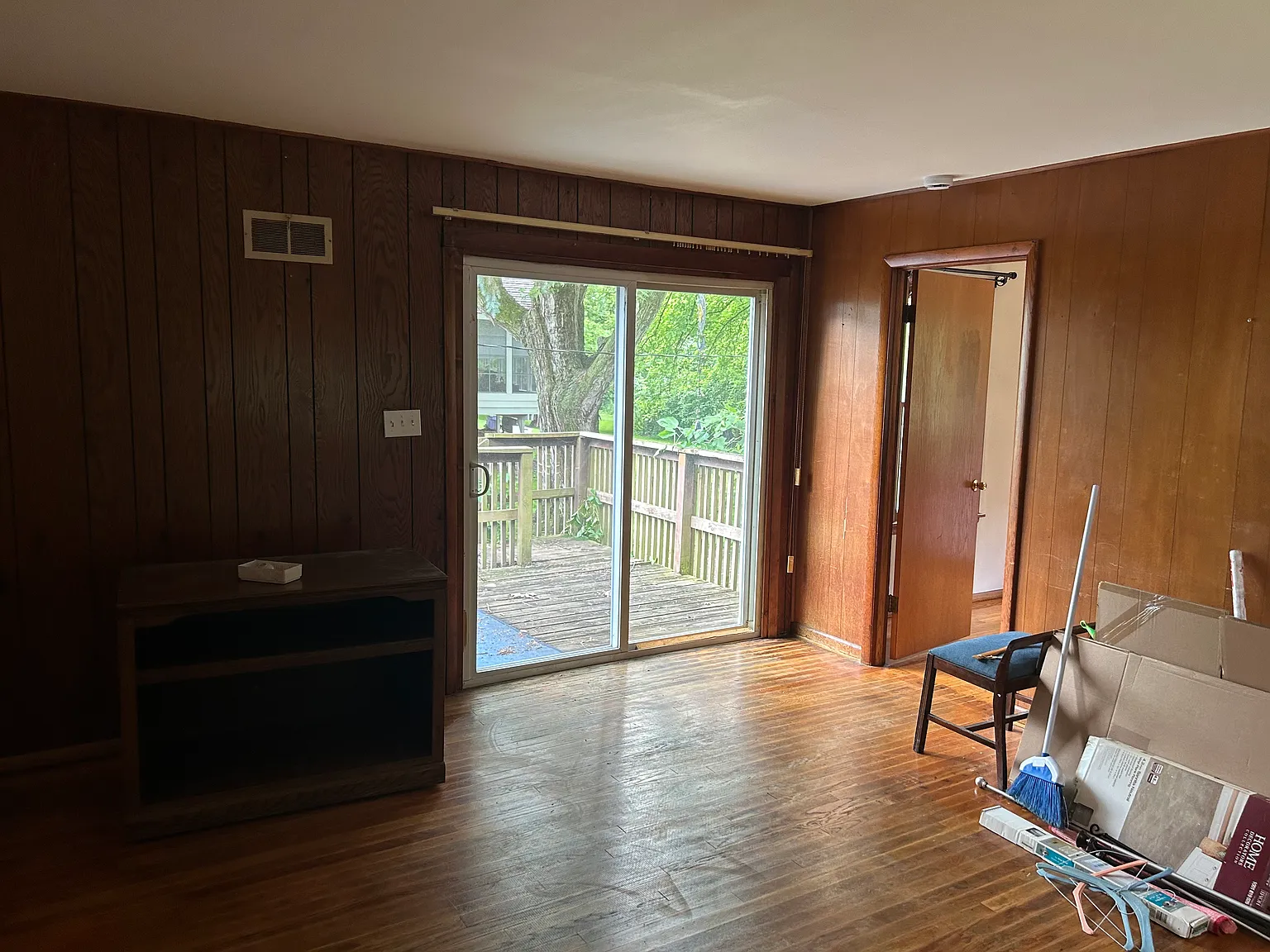 408 N Stevenson St — Photo 4