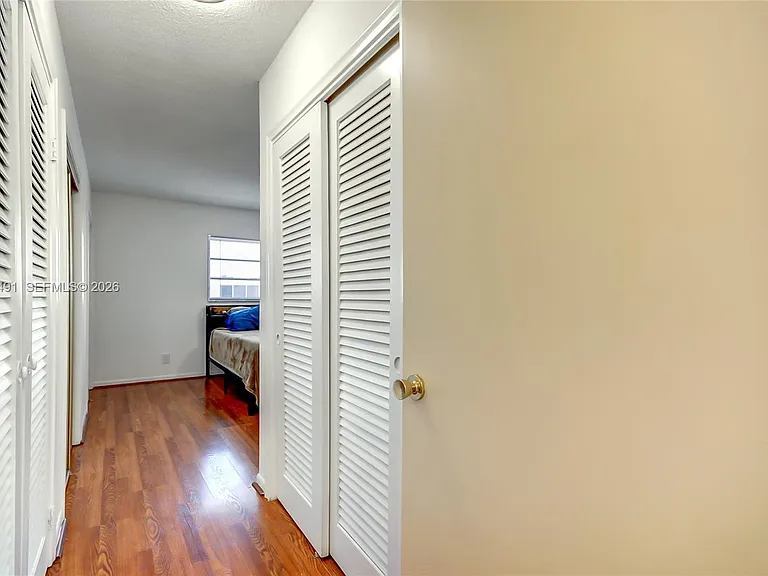 301 NE 14th Ave #702 — Photo 29