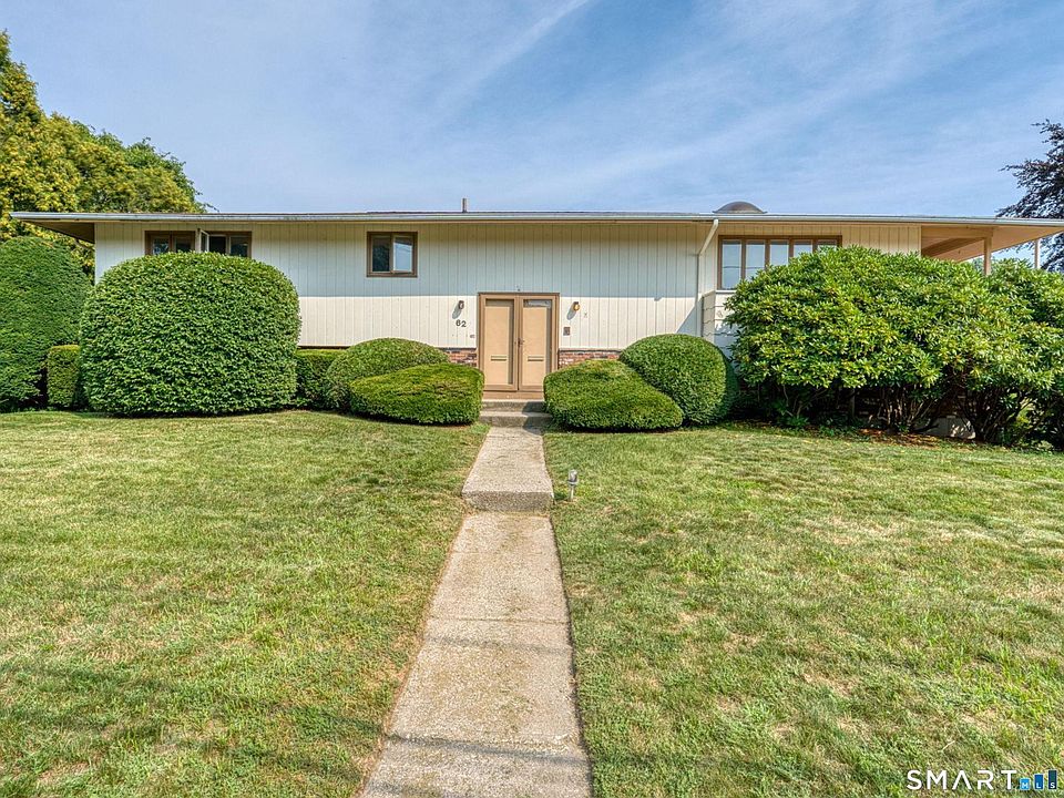 1st image of 62 Admiral Drive