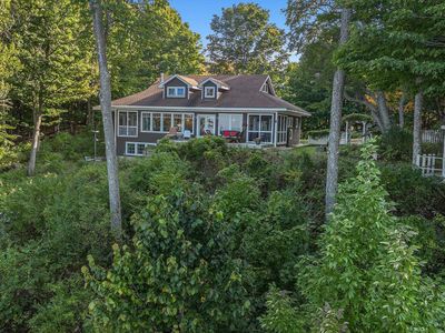 3190 Lakeview Dr, Beulah, MI, 49617