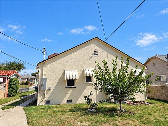 3rd image of 1833 S Chapel Ave