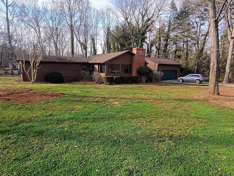 1st image of 161 Westbrook Dr
