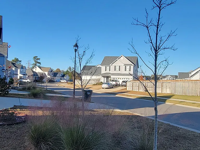 1409 Creek Bend Ter — Photo 14