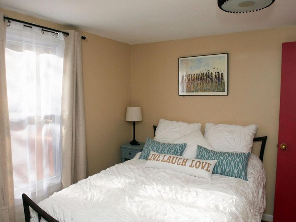 Bedroom #1