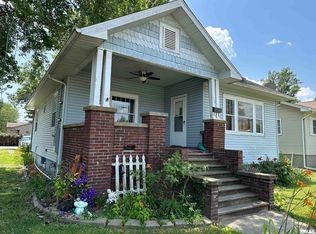 210 Mitchell St, Benton, IL 62812