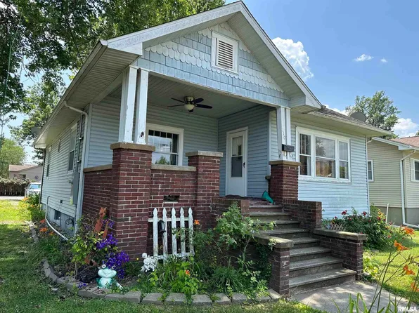 210 Mitchell St, Benton, IL 62812