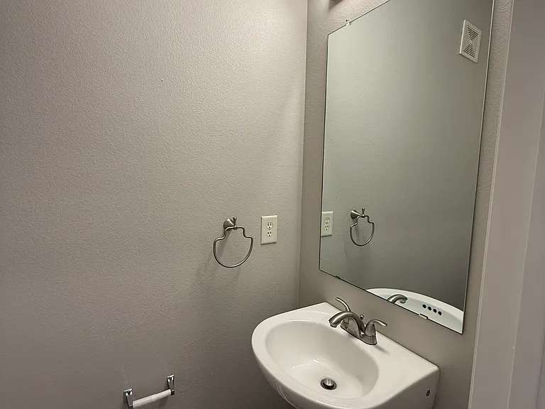 1610 Raena Dr #311 — Photo 13