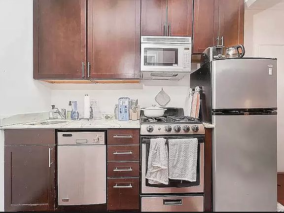 2nd image of 23 Avenue A #1F