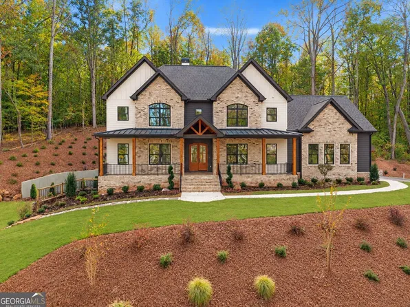 832 Walnut River Trl, Hoschton, GA 30548