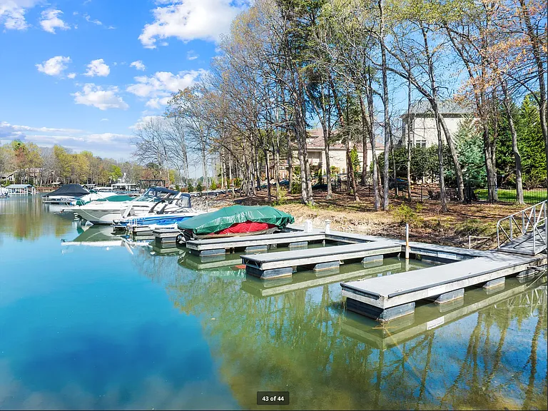 20307 Southshore Dr — Photo 41