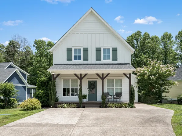 185 Evans Dr, Tullahoma, TN 37388