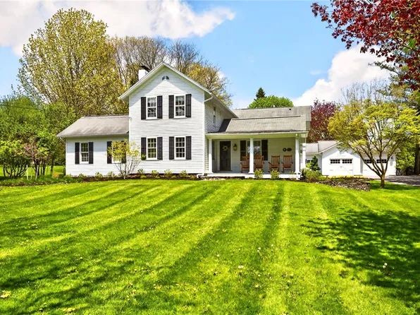 489 Thornell Rd, Pittsford, NY 14534