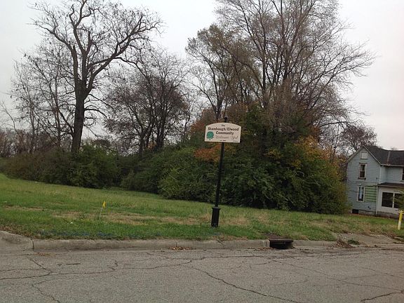 2nd image of 517 Stambaugh Ave