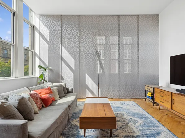 220 West 148th Street image 4 of 19