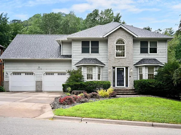 1555 48th Ave, Winona, MN 55987